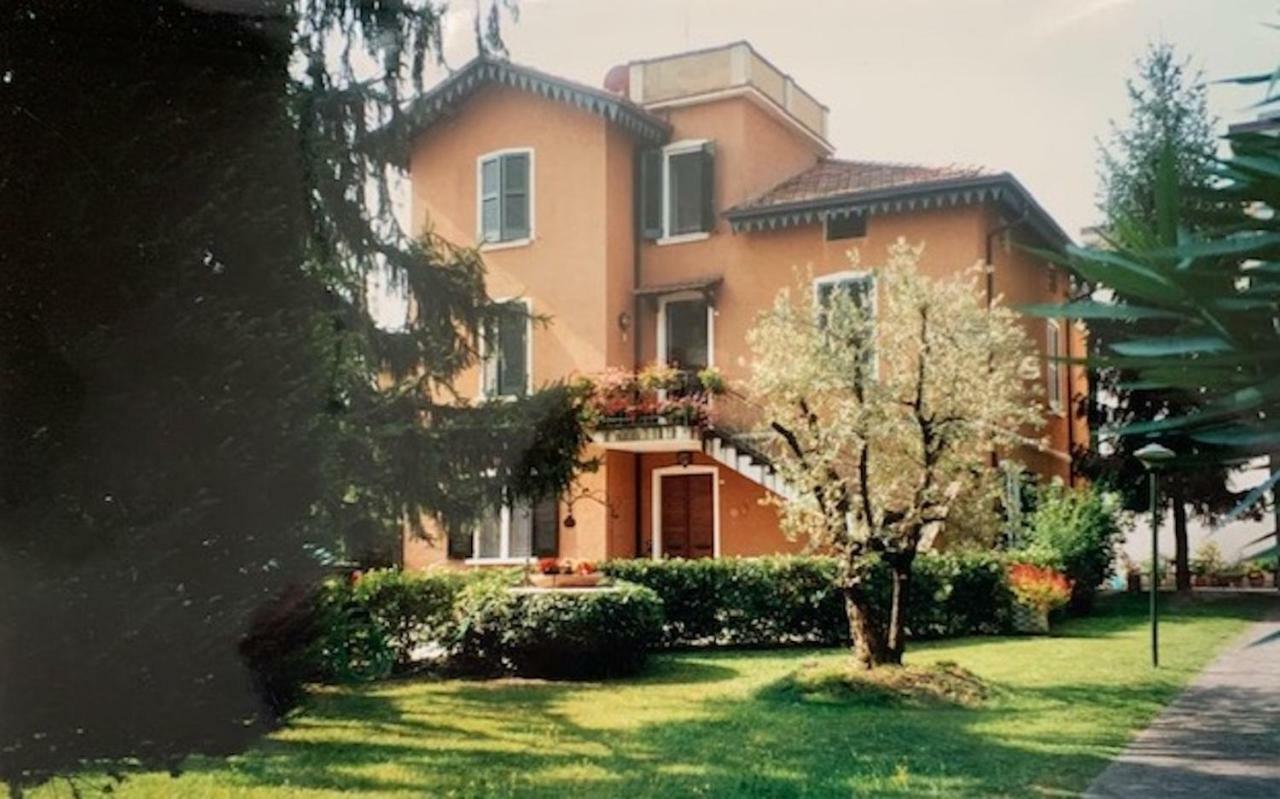 Appartamento Villa Margherita Desenzano del Garda Eksteriør bilde